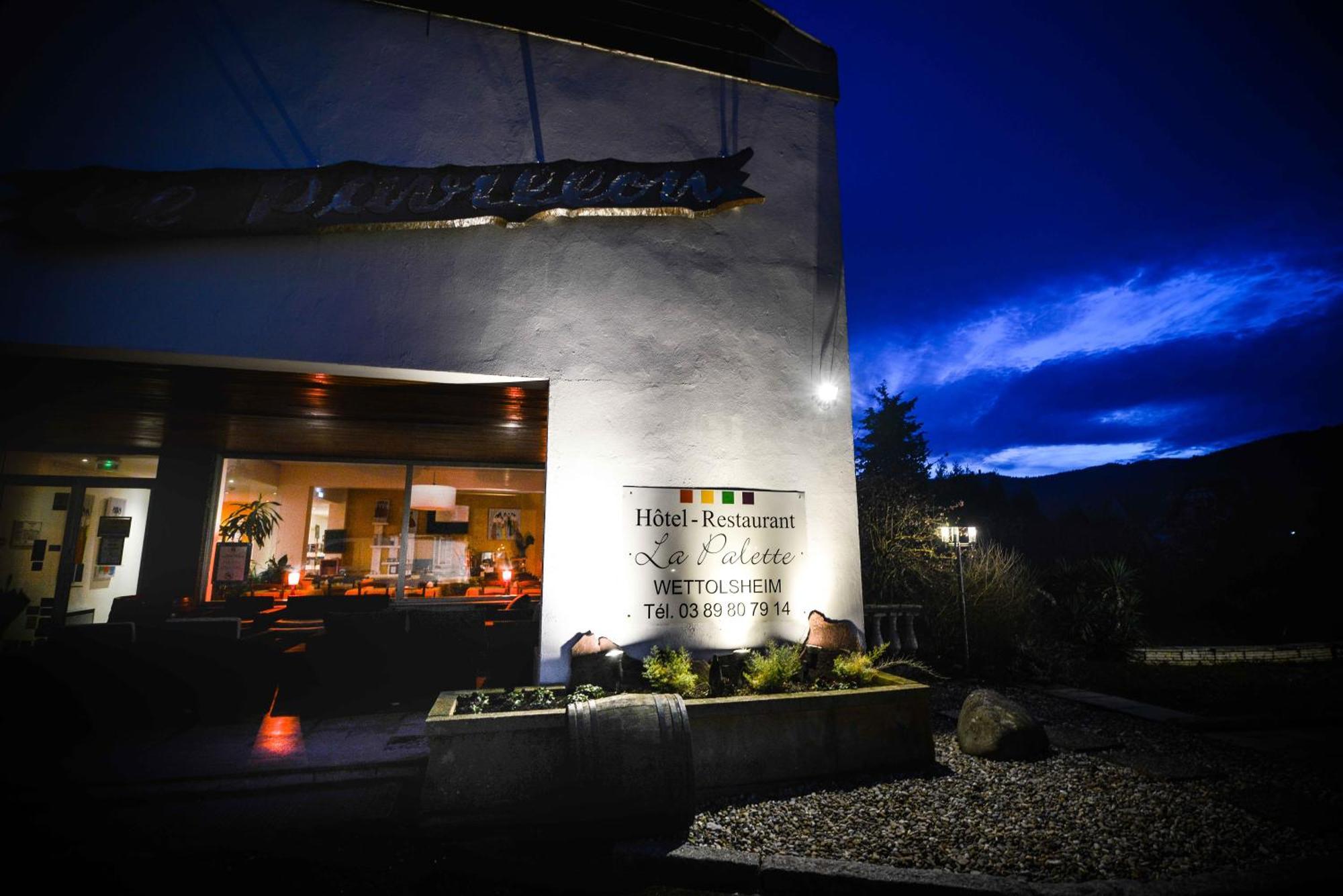 Hotel Restaurant Logis La Palette Wettolsheim Bagian luar foto